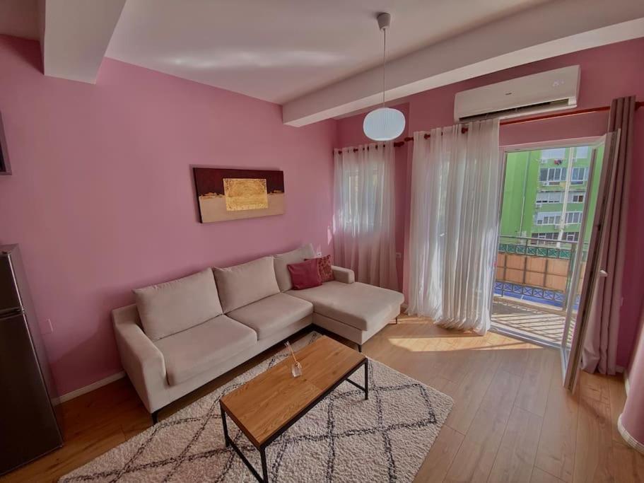 Coral Apartment - City Center ติรานา ภายนอก รูปภาพ